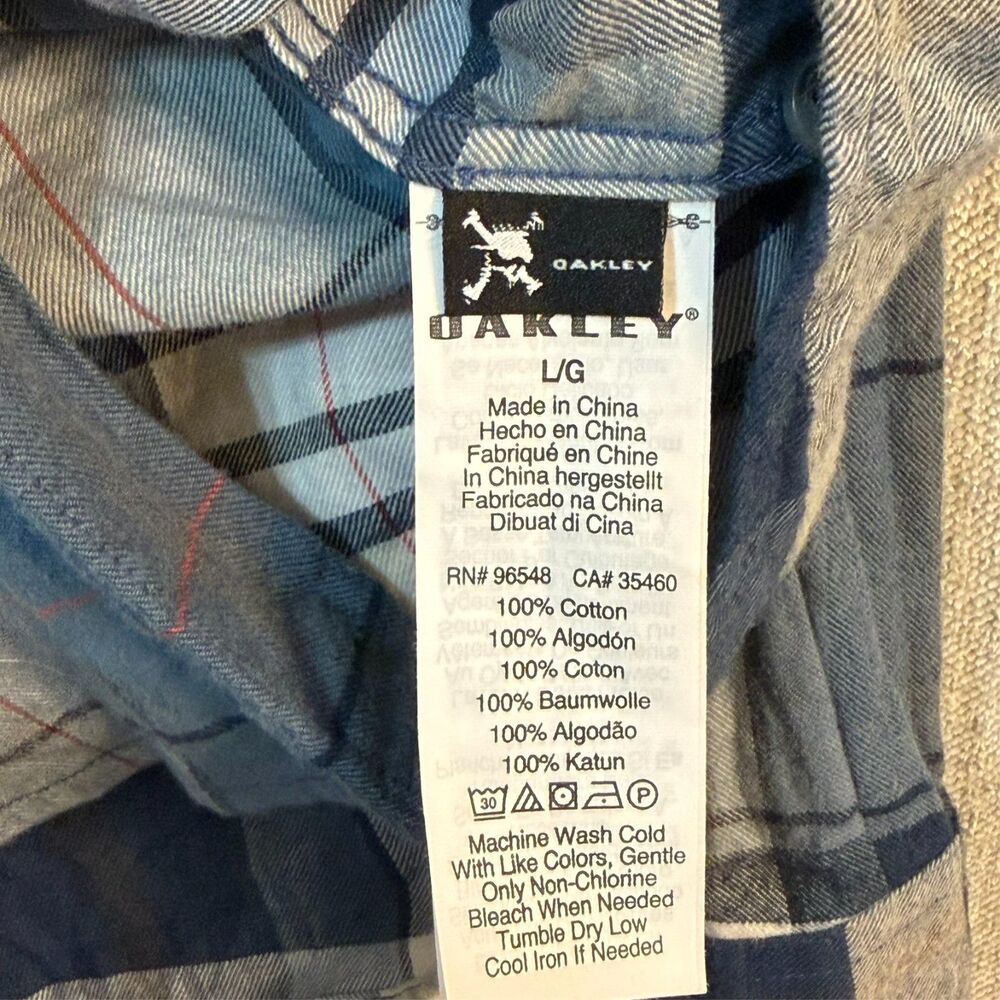 Oakley Men’s Plaid Button Down Shirt Large Blue White Cotton Regular Fit FA16 - Picture 3 of 10